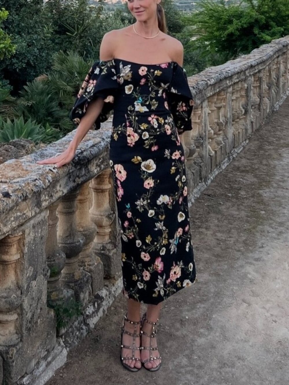 Monique Lhuillier Black Floral One-Shoulder Puff-Sleeve Dress